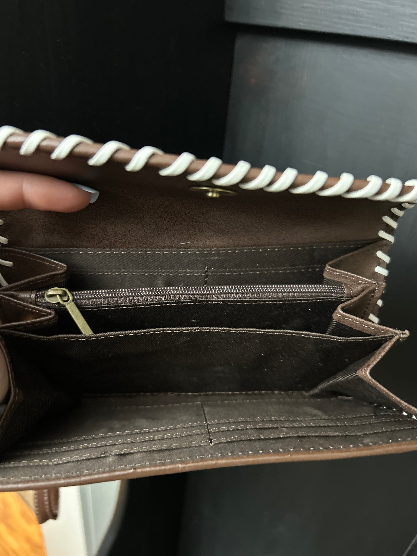 Buckstitch Wallet