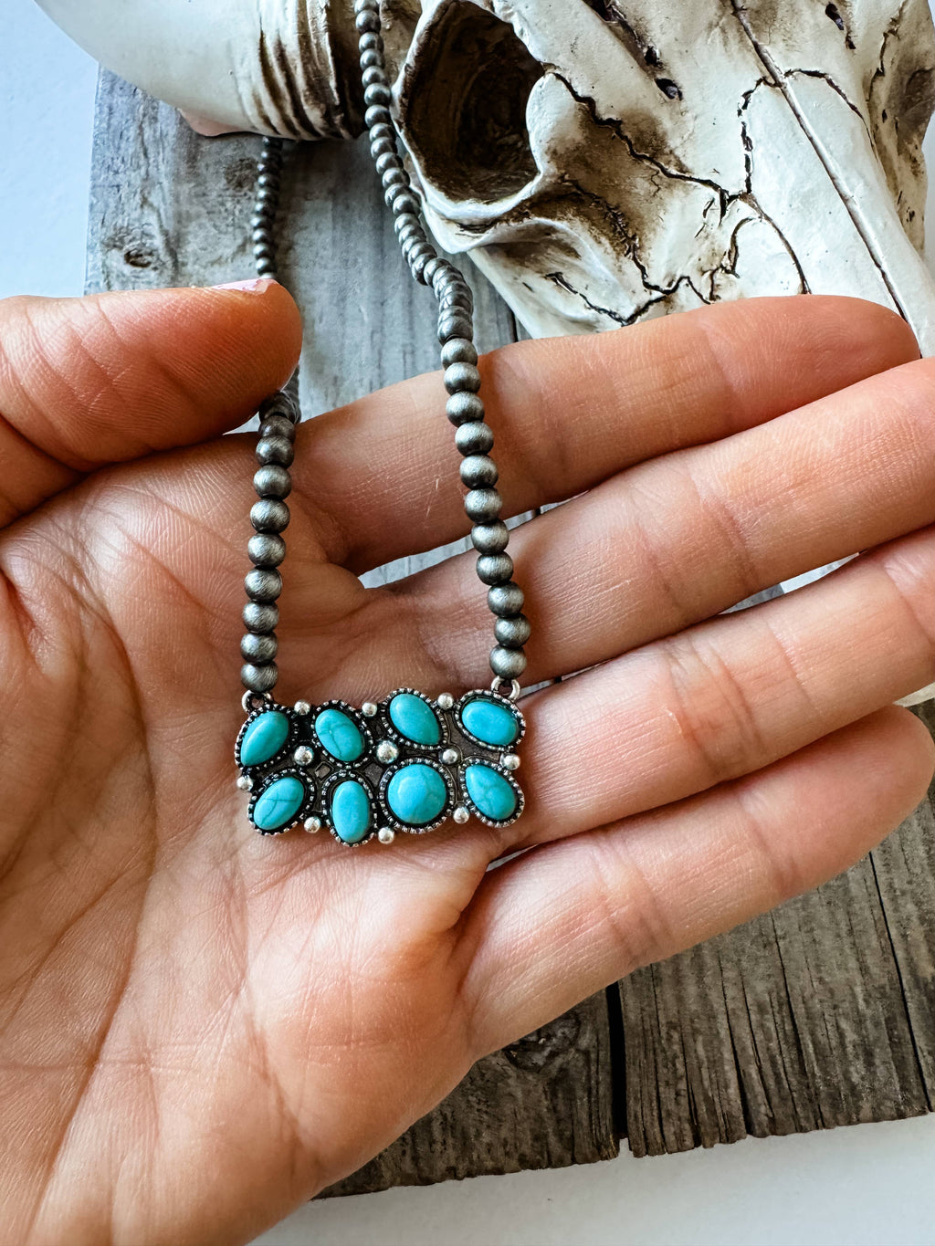 Cluster Bar Necklace 