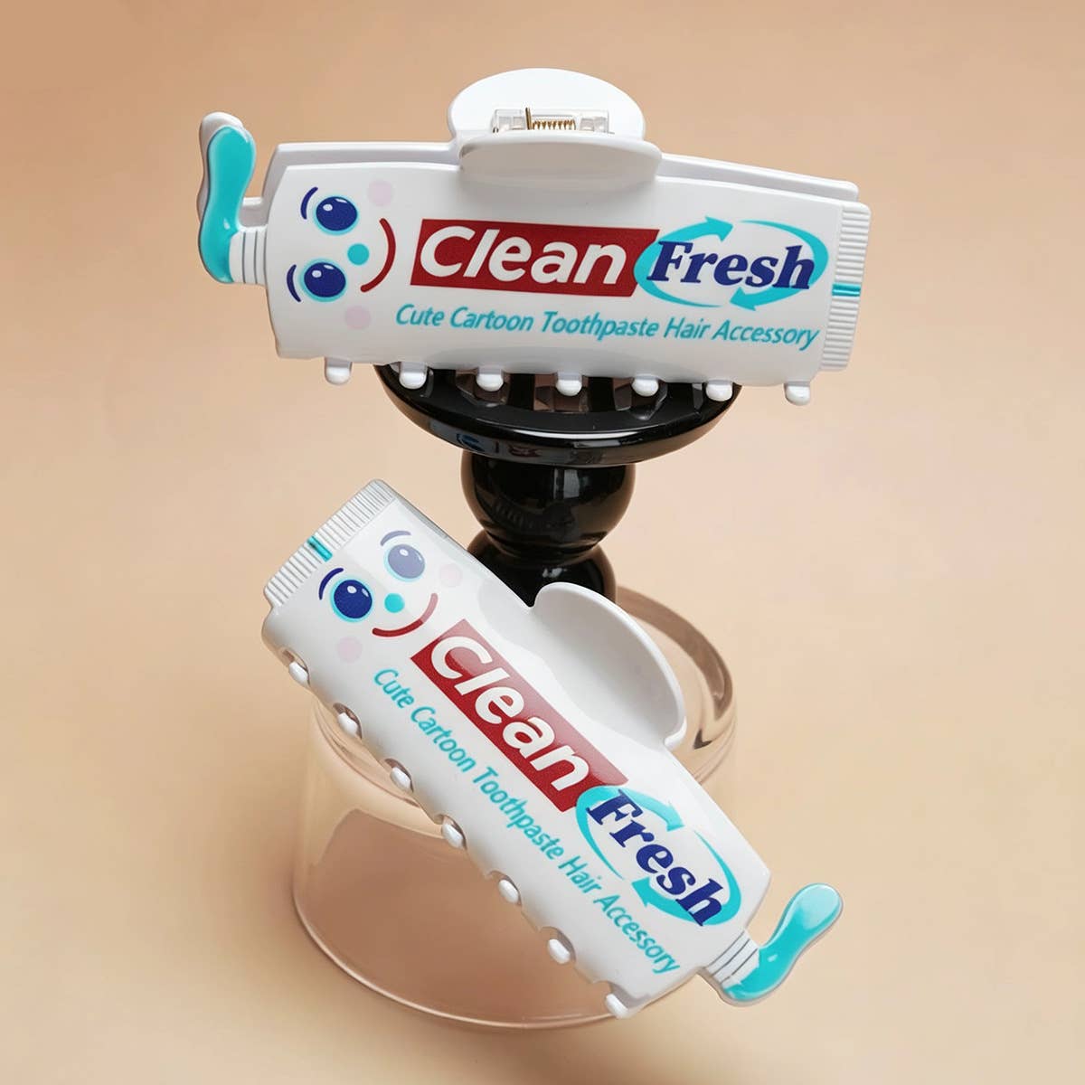 Toothpaste Claw Clip