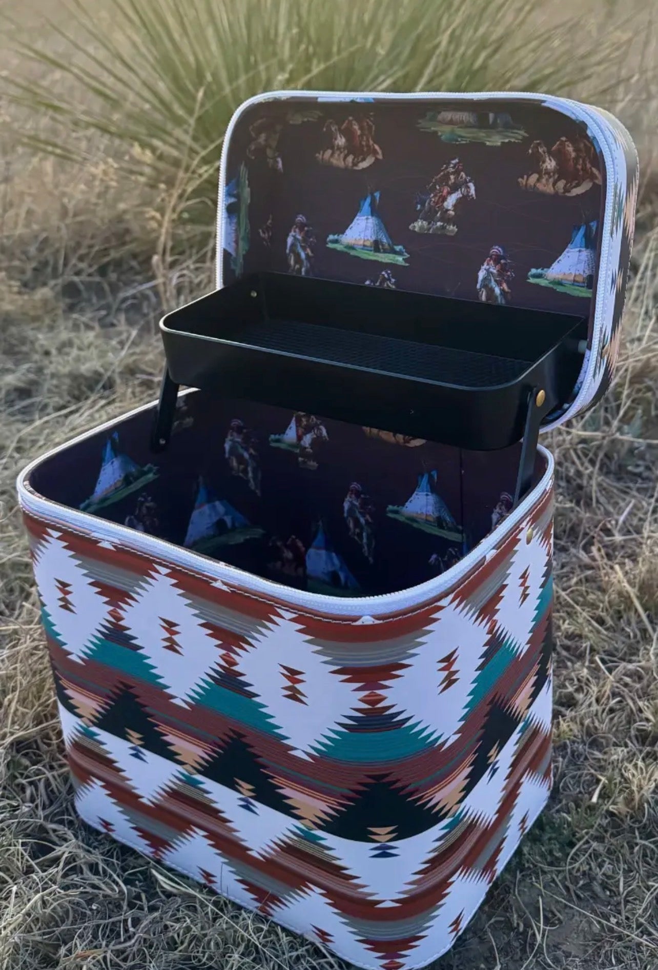 Wild Plains Box