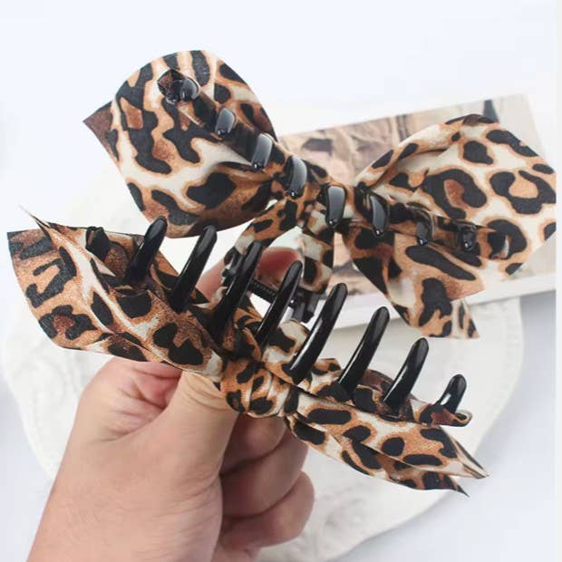 ANIMAL BOHO CLIP