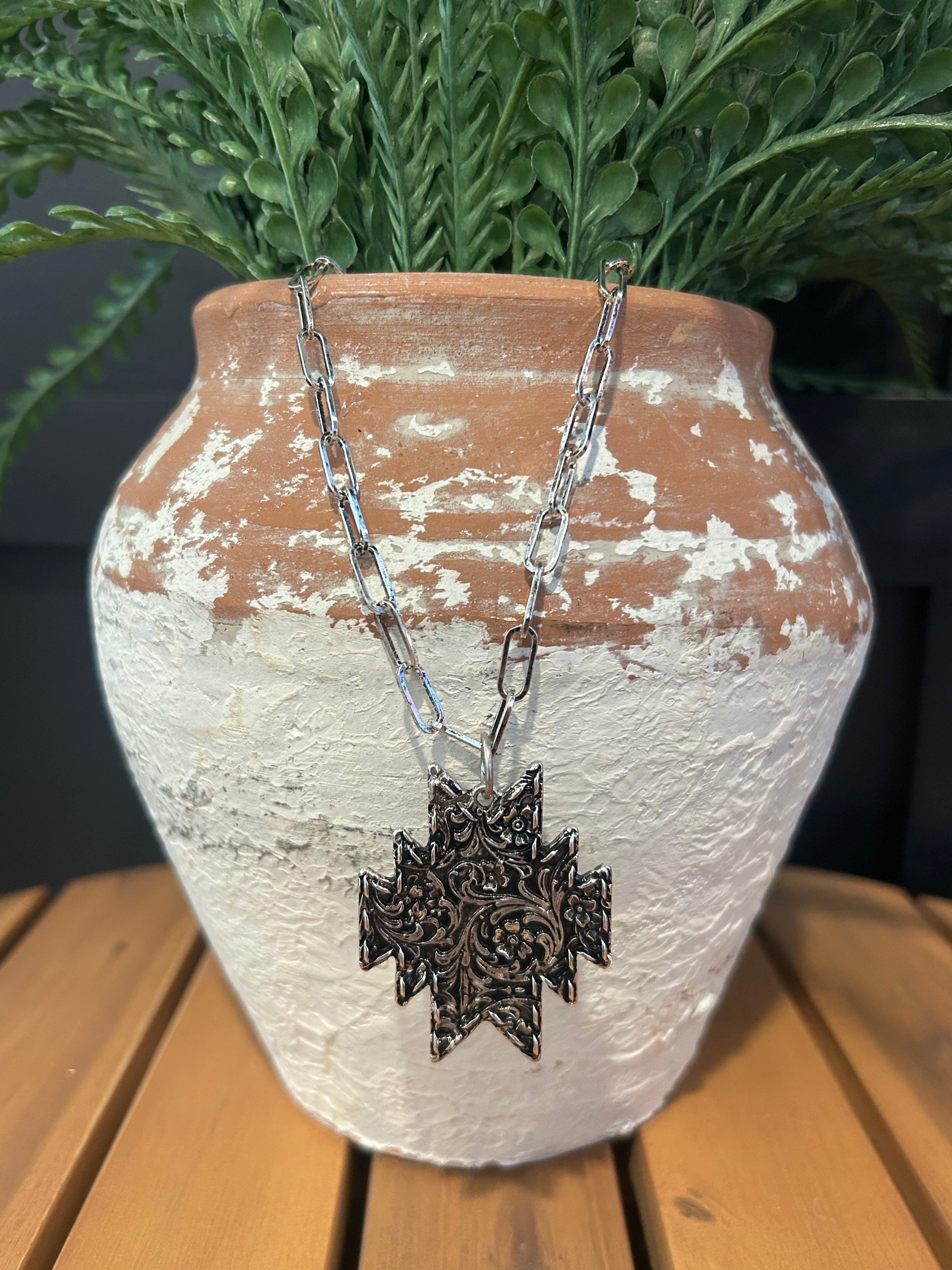 Western Vibes Necklace