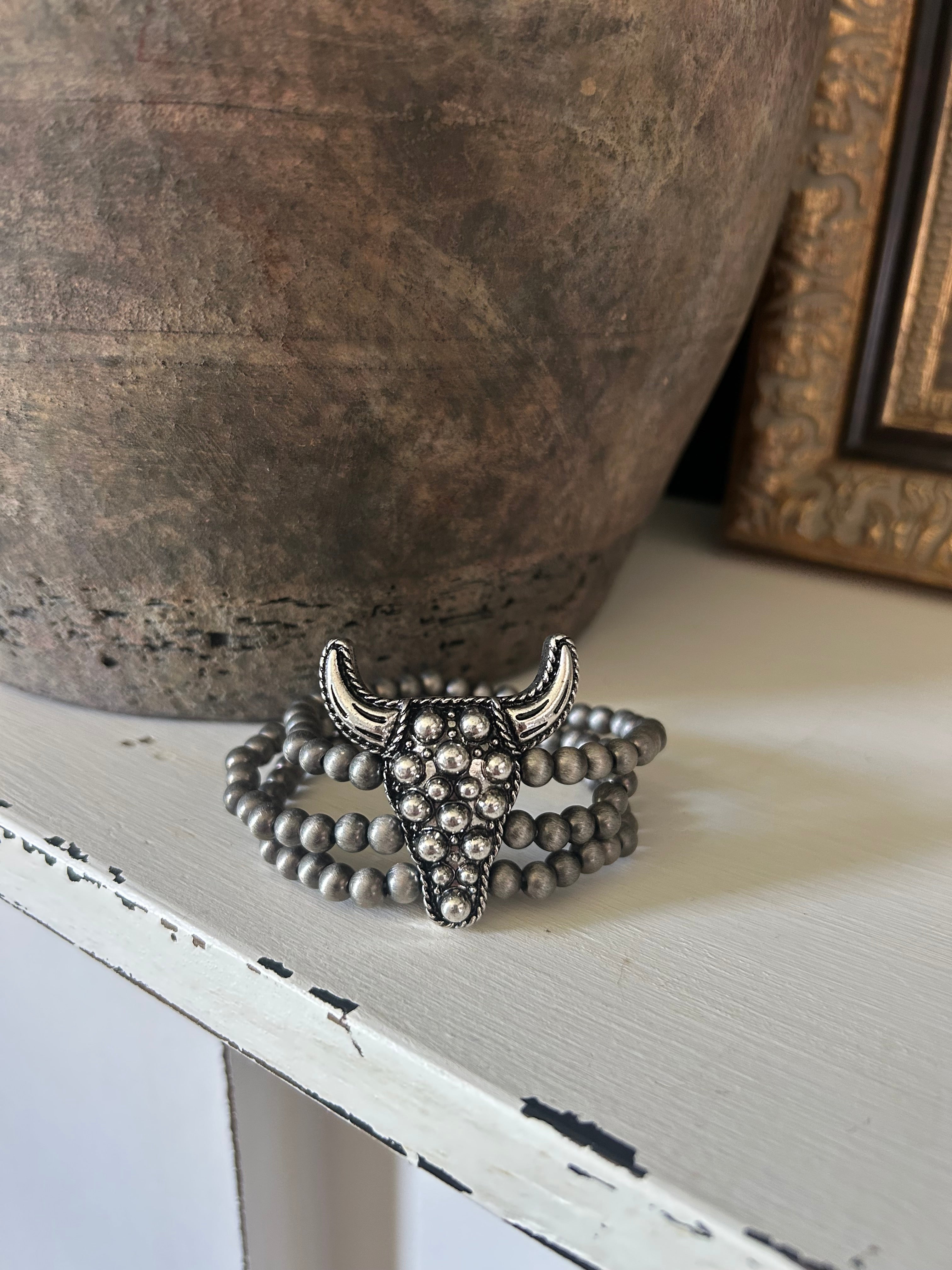 Dotted Steer Bracelet