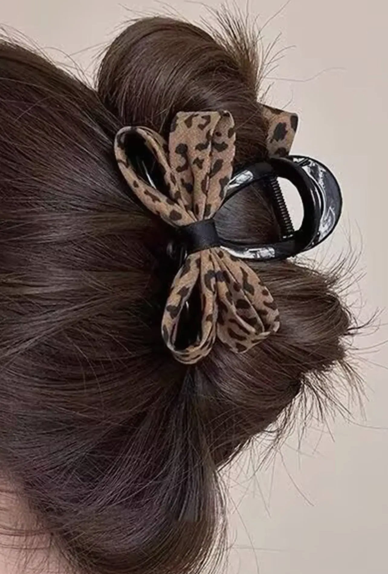 Leopard Love Clip