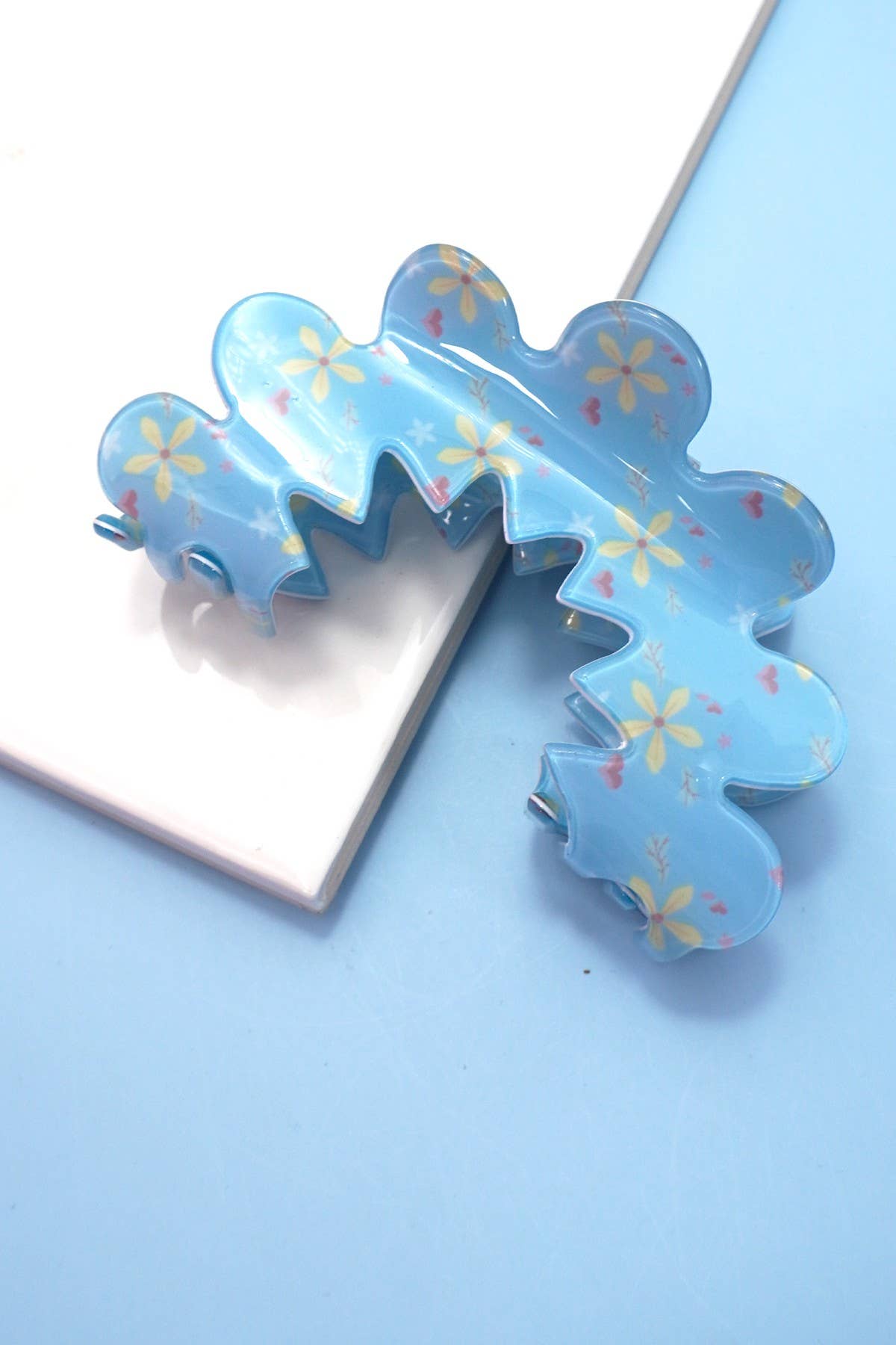 FLORAL HALF MOON CLIP